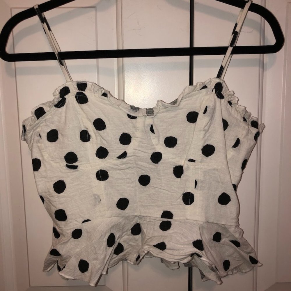 White and black polka dot crop top